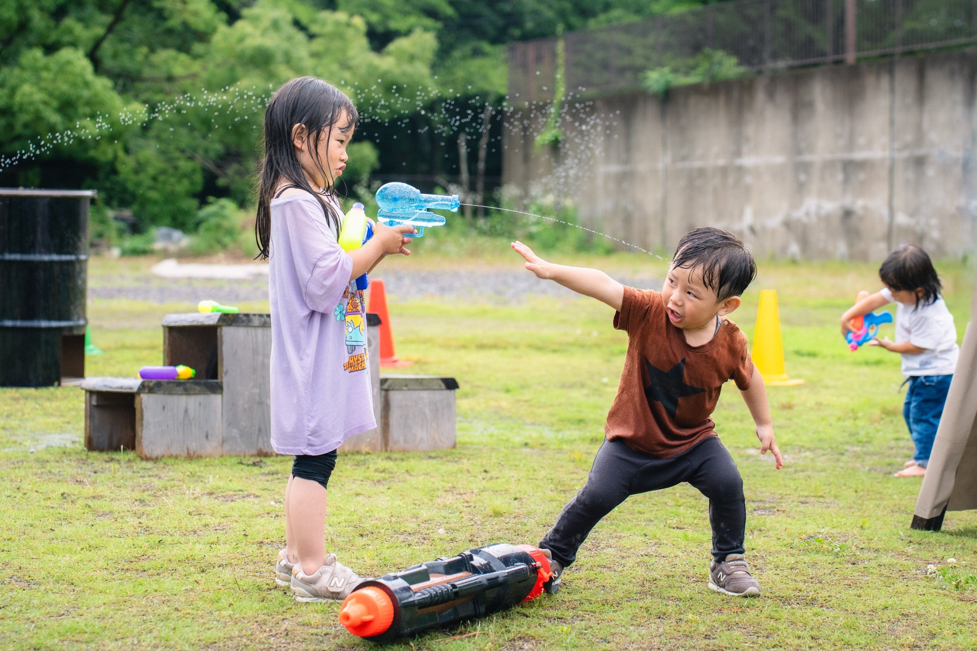 【愛知県一宮市】BBQ場がびしょ濡れバトル会場に！プール付き「水鉄砲フィールド」今年も開幕