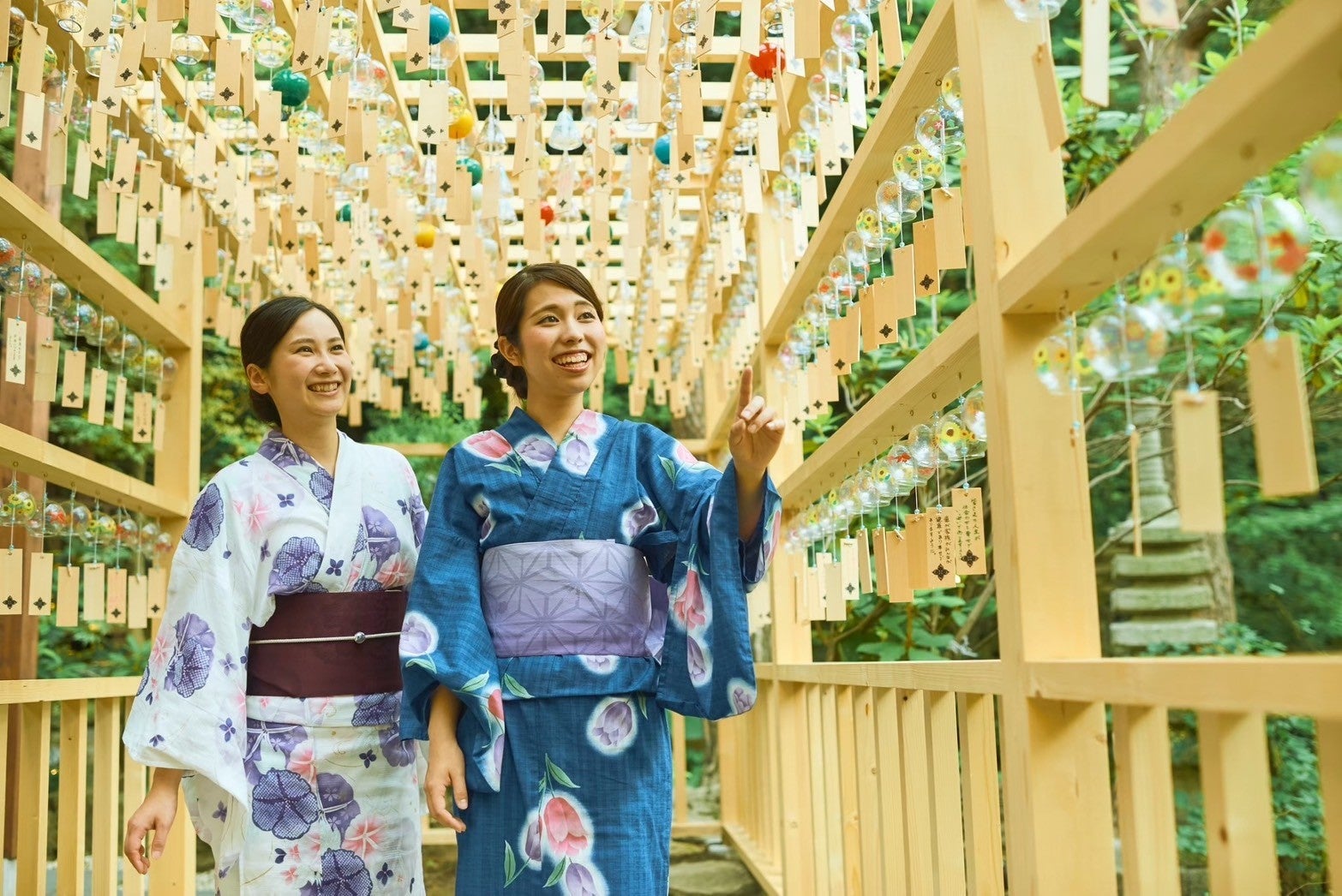 【札幌】約1,000坪の日本庭園に888個の風鈴、創業80周年のエルムガーデンが「流しそうめん会席」を7/1より開催