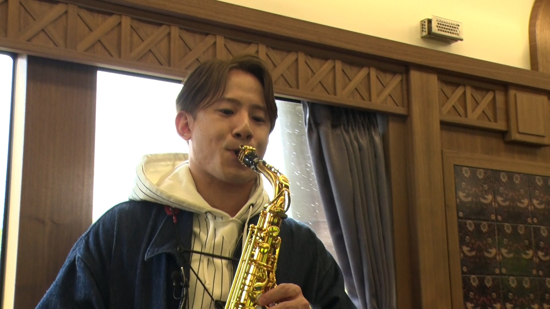 【ＢＳ日テレ】鉄道好きサックス奏者・上野耕平 まるで結婚祝い？ GRAN天空の旅でうれしいハプニング連発！