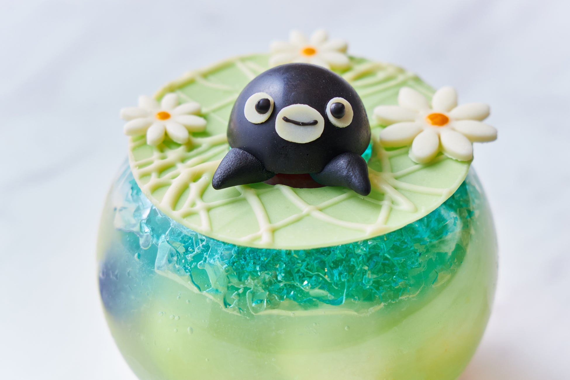 【ホテルメトロポリタン】今年も登場！食べるのがもったいない！Suicaのペンギンがキュートに飛び出すメロンゼリー
