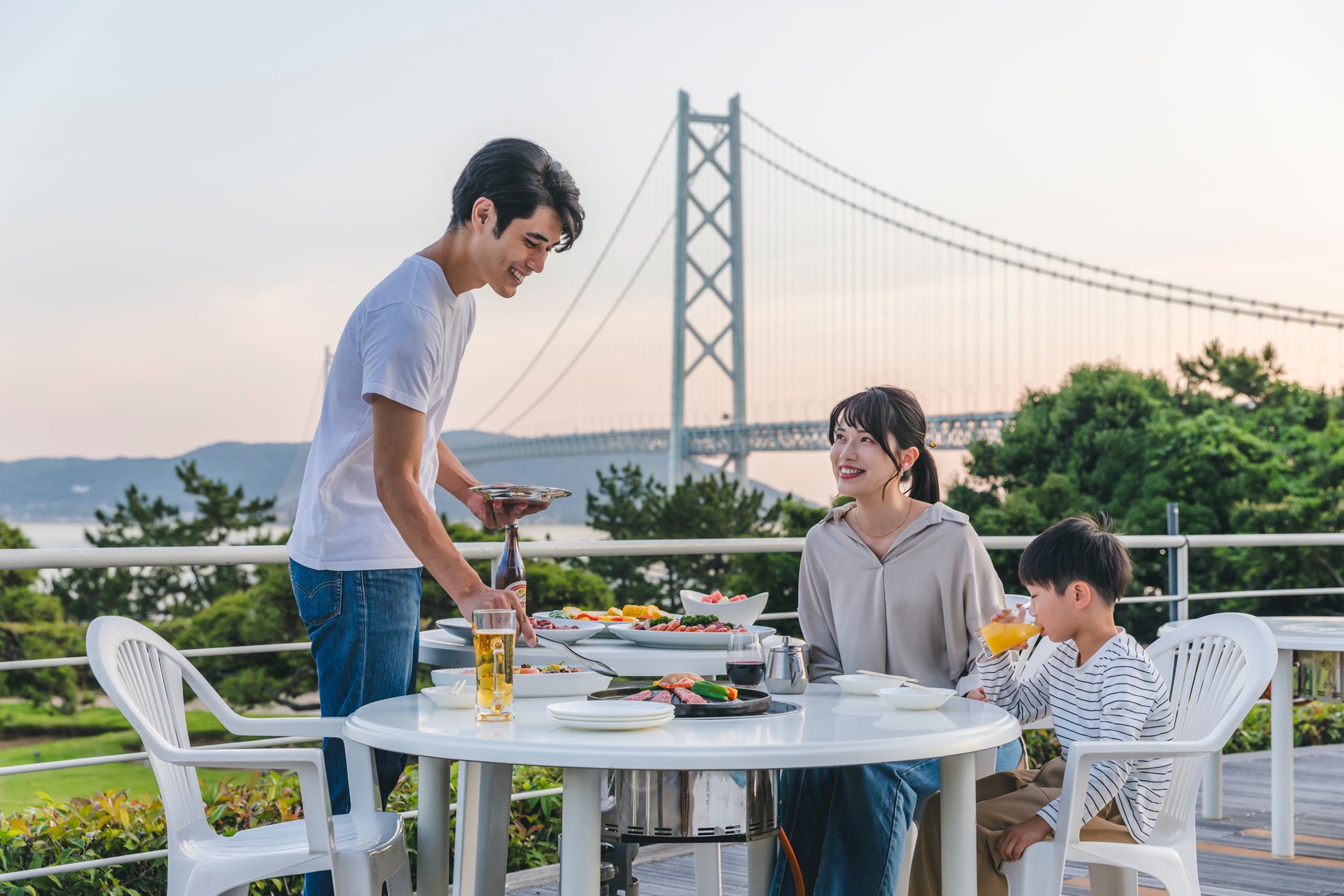 【シーサイドホテル舞子ビラ神戸】明石海峡を望む絶景テラスで「ガーデンバーベキュー＆ブッフェボード」を開催！