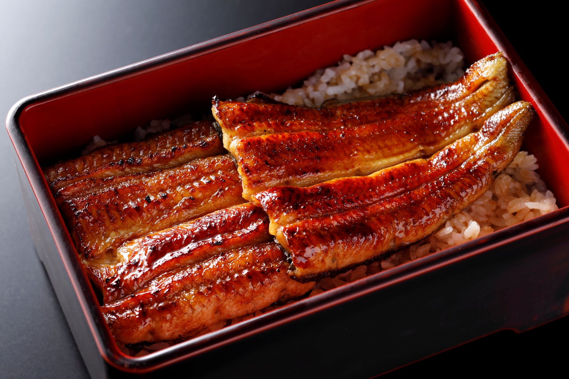 夏のご褒美に、とろける口どけ。浜名湖産鰻「でしこ」会席を堪能！