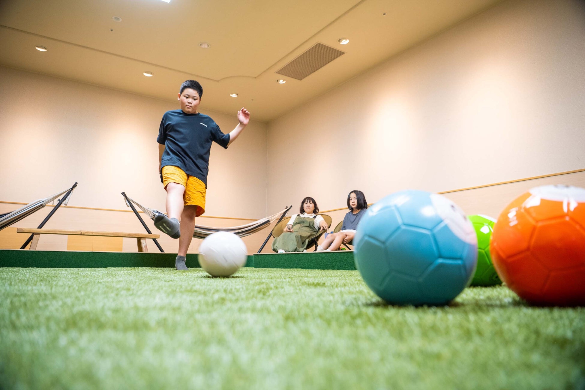 ホテル業界初導入。ビリヤードとサッカーを融合したスポーツ「ビリッカー」を提供開始 〜家族全員で楽しめる「八ヶ岳・新感覚スポーツプロジェクト」第1弾～【グランドメルキュール八ヶ岳リゾート&スパ】