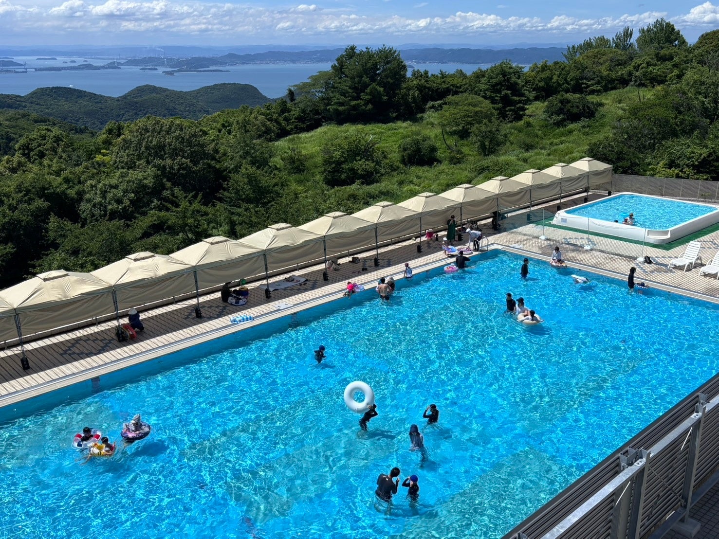 ◆休暇村讃岐五色台「大人も子どもも楽しめるプール」