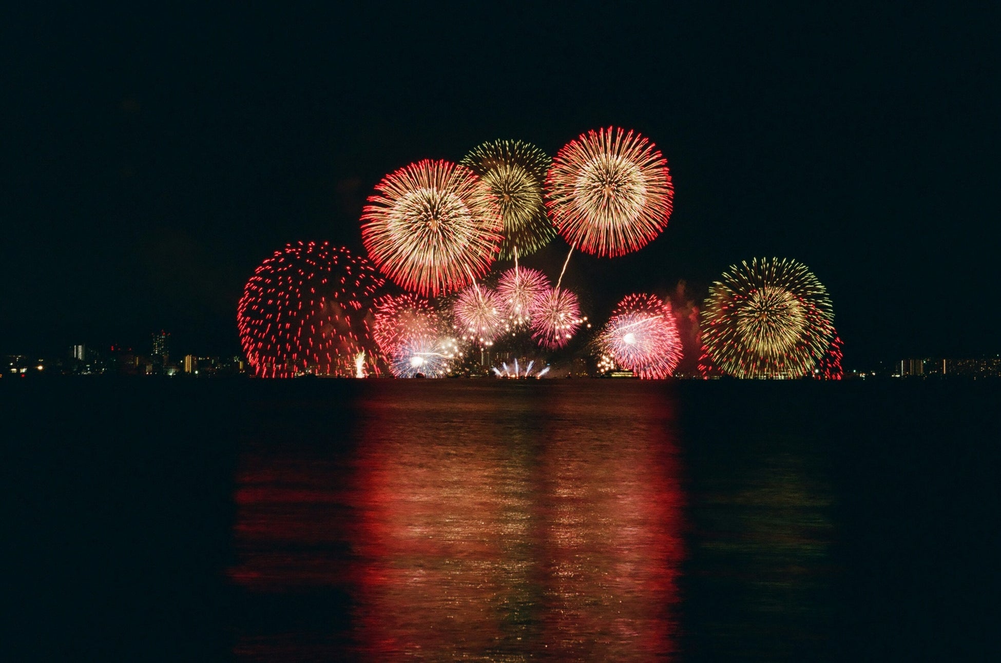 【この秋はおトクに東日本へ】「大人の休日倶楽部パス&宿だけプラン」のご利用で、JRE POINT 10,000ポイントが抽選で当たる!白神山地や出羽三山を巡る現地発着ツアーも発売