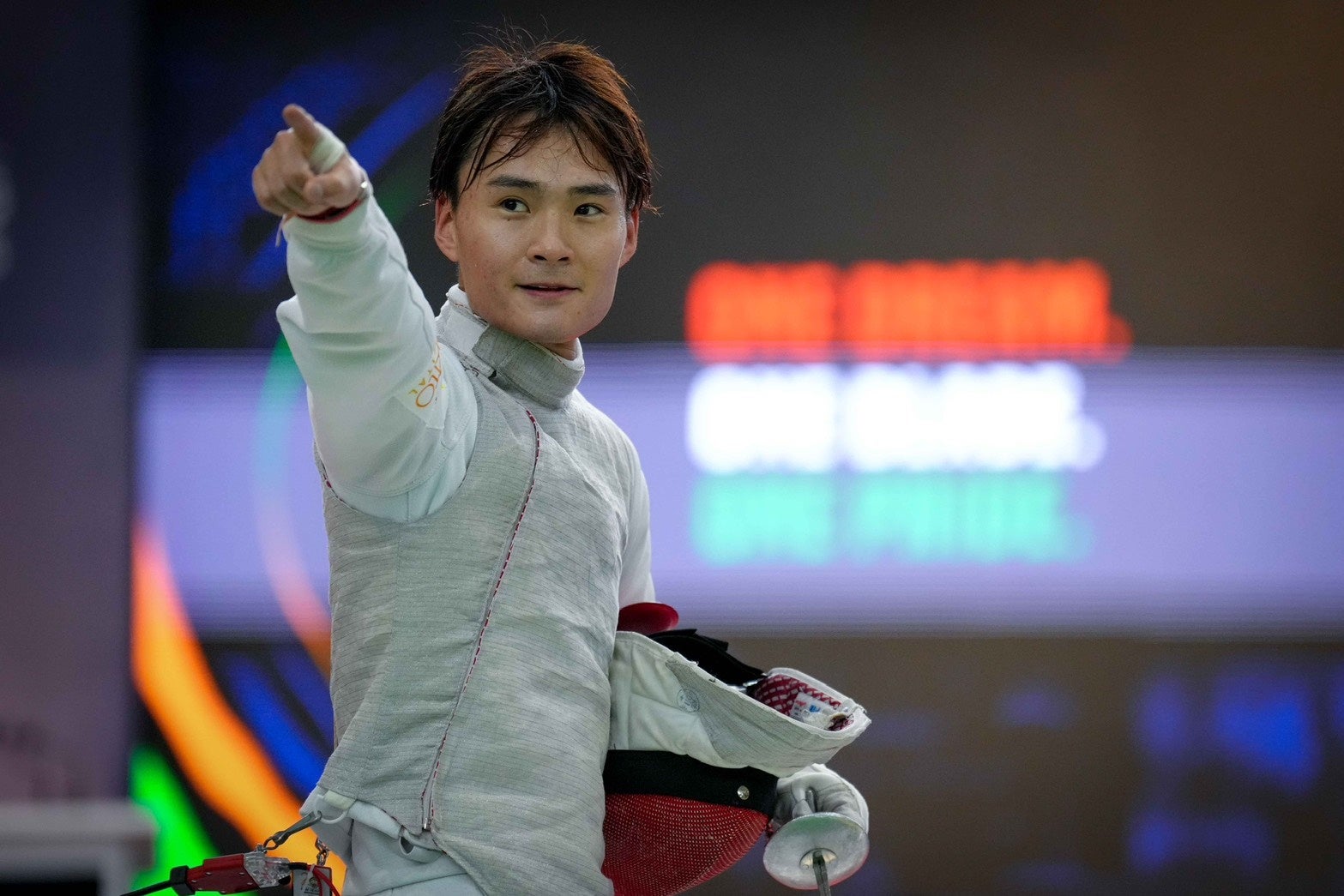 ＤＭ三井製糖がフェンシング日本代表松山恭助選手とその妻でありフェンシングポーランド代表松山アレクサンドラ選手とサプライヤー契約締結