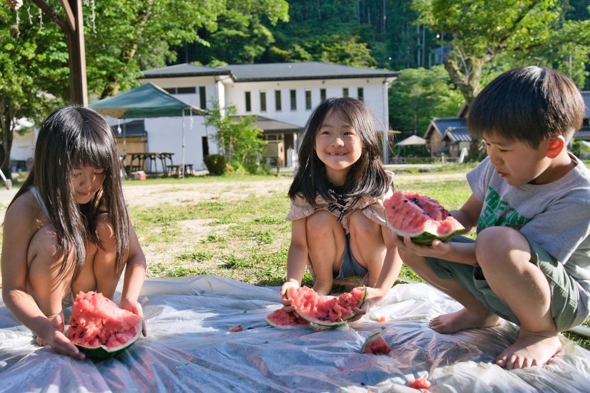 【愛知県岡崎市】宿泊・BBQのお客様だけの夏の特典、「手ぶらスイカ割り」2026年シーズン開催中