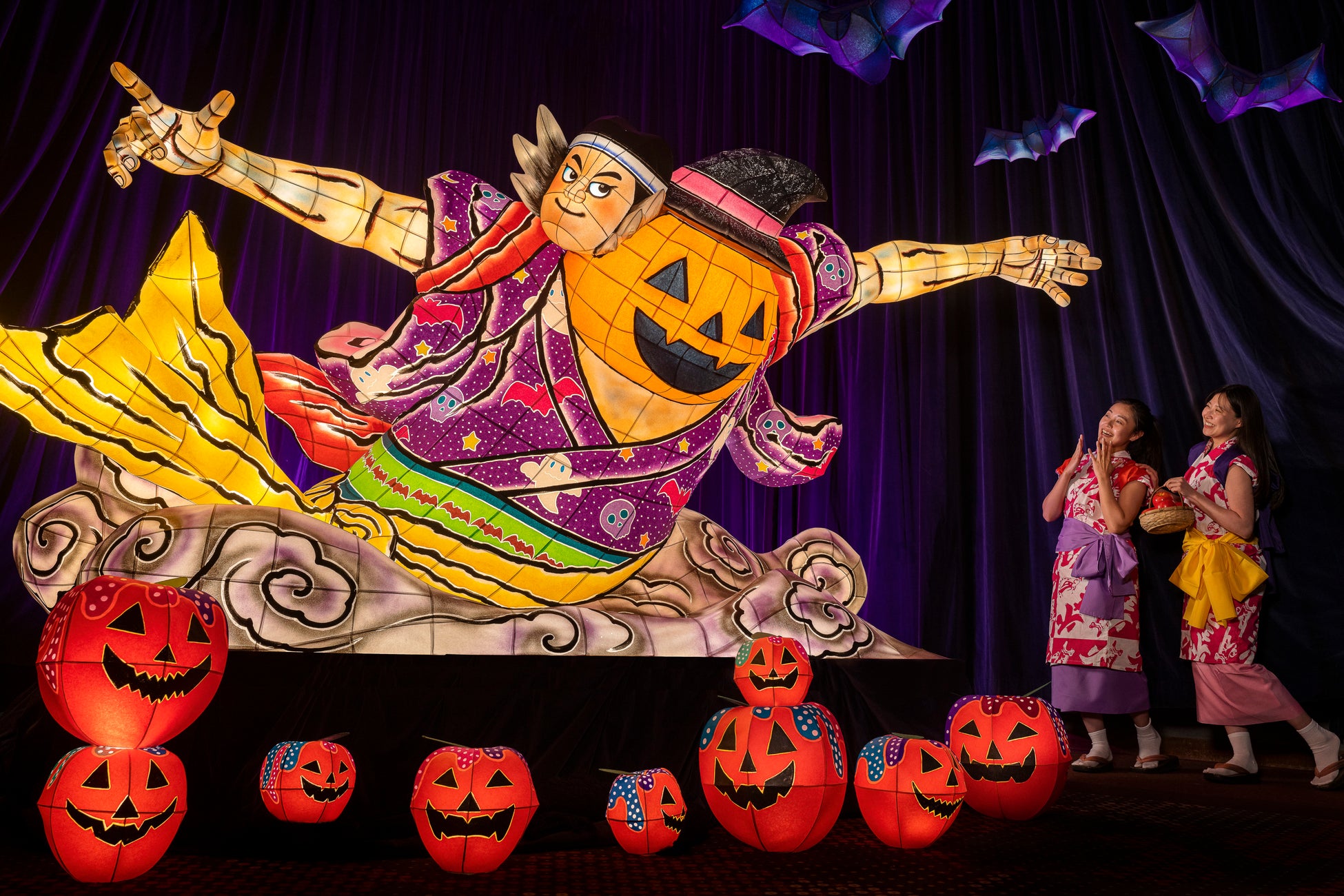 【青森屋】りんごもねぶたもハロウィン仕様に！青森らしいフォトジェニックな空間で楽しむ「ねぶたハロウィン」今年も開催