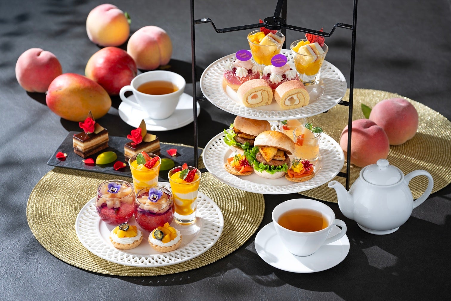 【ANAクラウンプラザホテルグランコート名古屋】7・8月限定　アフタヌーンティー「桃とマンゴー」