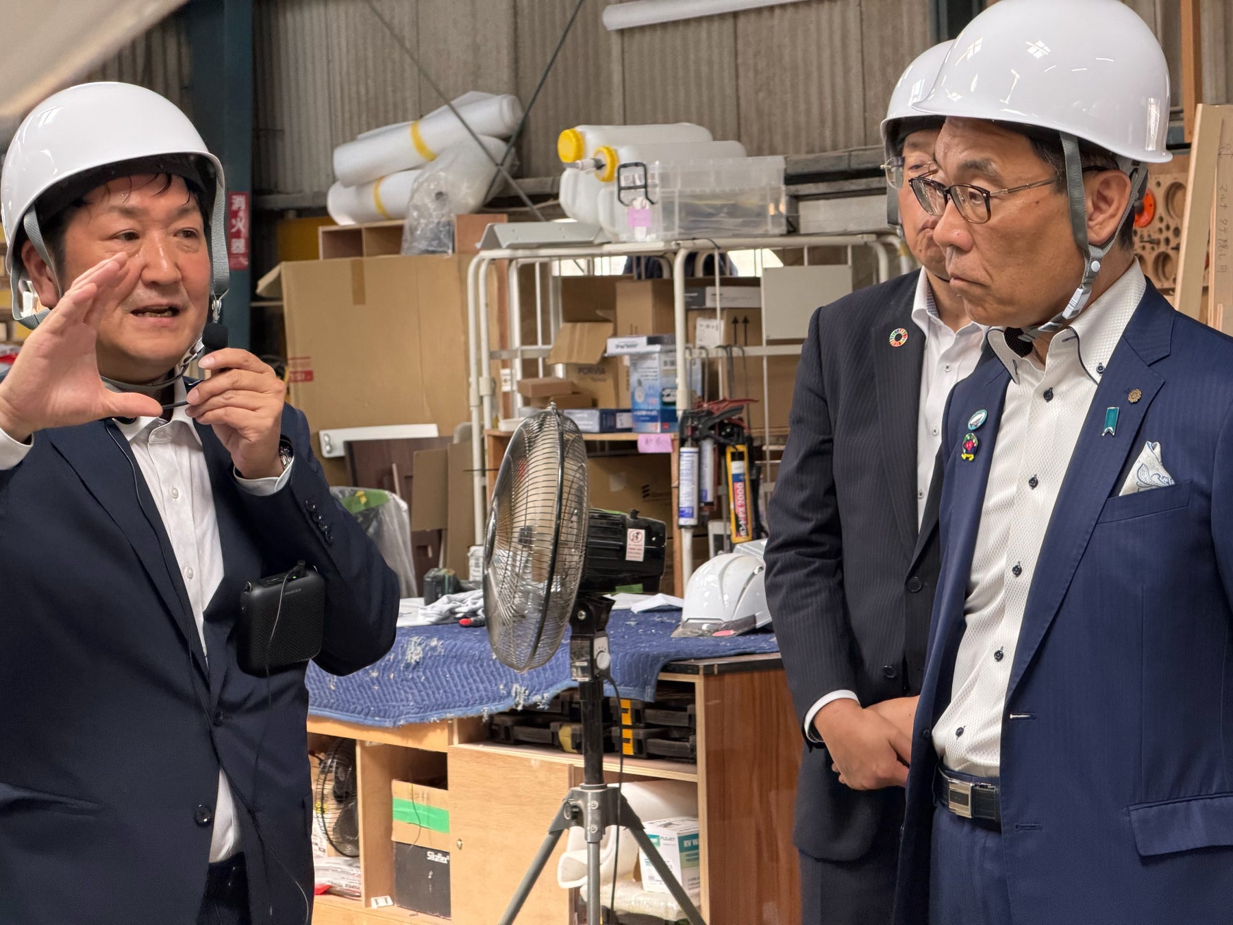 埼玉県 大野元裕知事が日本特種ボディーを訪問　フェーズフリー認証キャンピングカーを視察