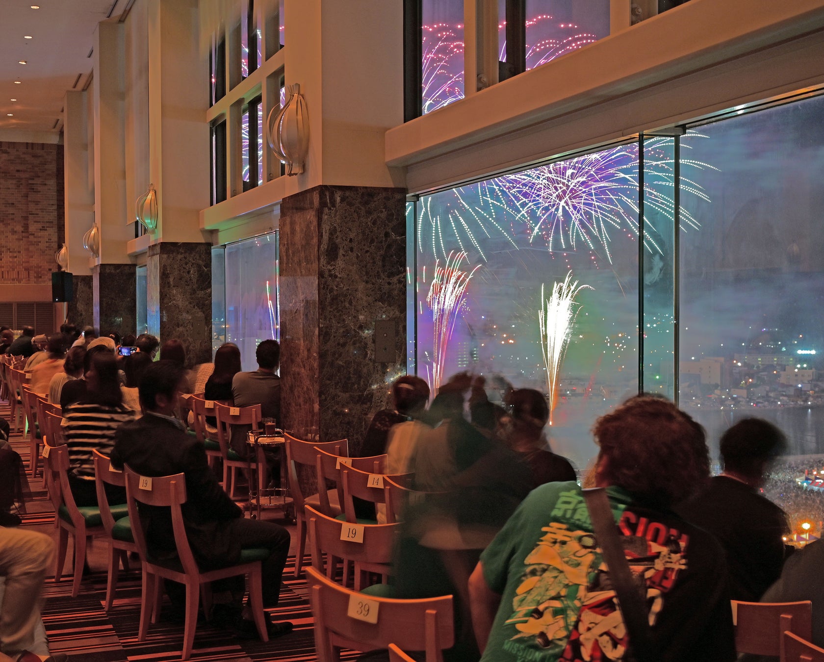 【釧路プリンスホテル】【1夜限り】大輪の華とともに愉しむ特別企画釧路の秋を彩る「釧路大漁どんぱく」に合わせたディナーブッフェを開催　開催日：2026年9月12日(土)