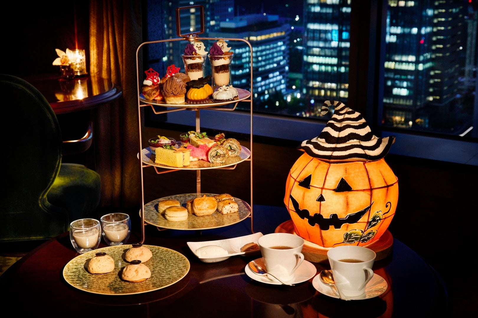 シャングリ・ラ 東京、ハロウィンから秋へ 季節を味わうアフタヌーンティーを展開