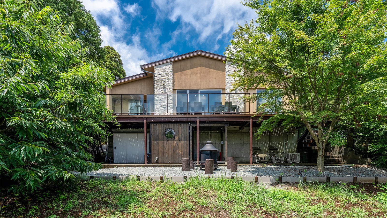 最大16名、二世帯・大人数でも名湯の露天風呂を貸し切りに。一棟貸しヴィラ「COCO VILLA 湯河原温泉」神奈川県・湯河原にグランドオープン