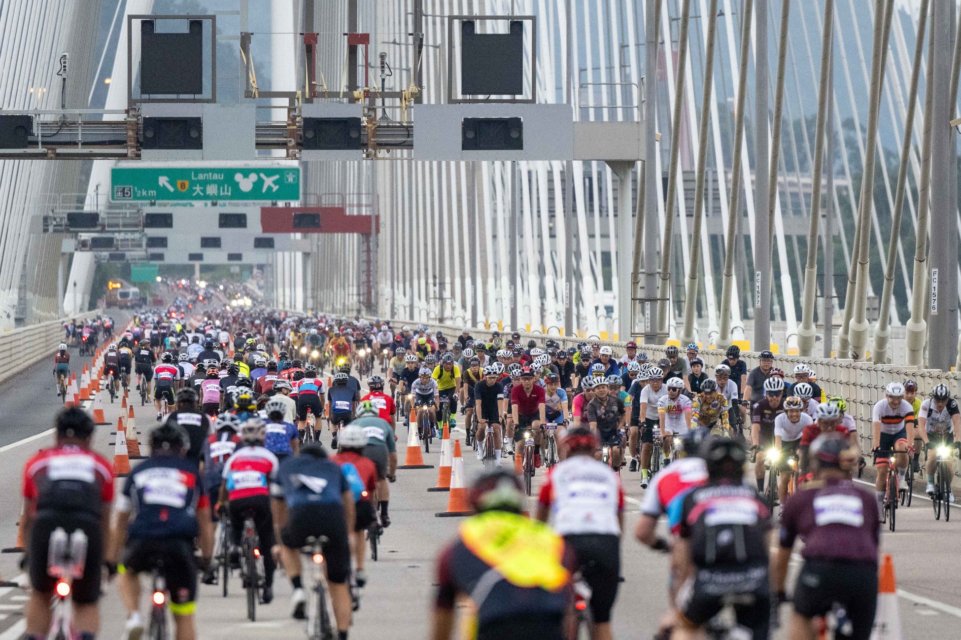 「新鴻基地産 香港サイクロソン」が10月11日に開催　進化したコースで香港の街並みを巡る唯一無二のサイクリングイベント