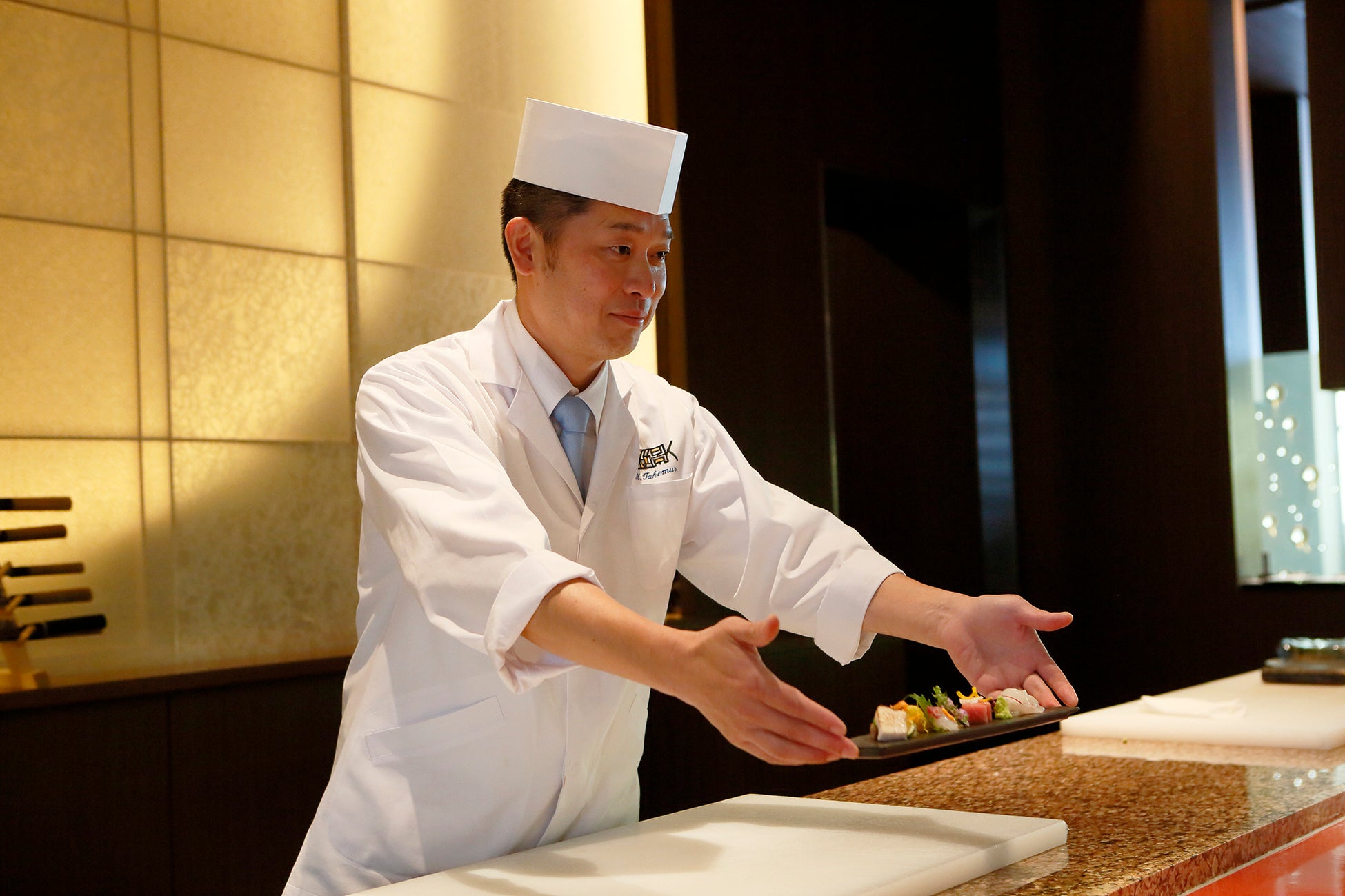 【大阪マリオット都ホテル】日本料理 料理長 竹村 正士の熟練の技が織りなす和の美食体験イベントを開催