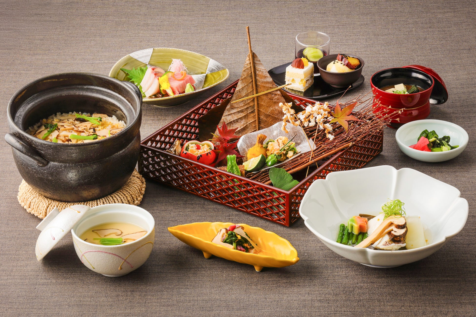 全5種の松茸尽くし！香り高い釜炊き御飯など、五感で味わう「松茸御膳」が登場