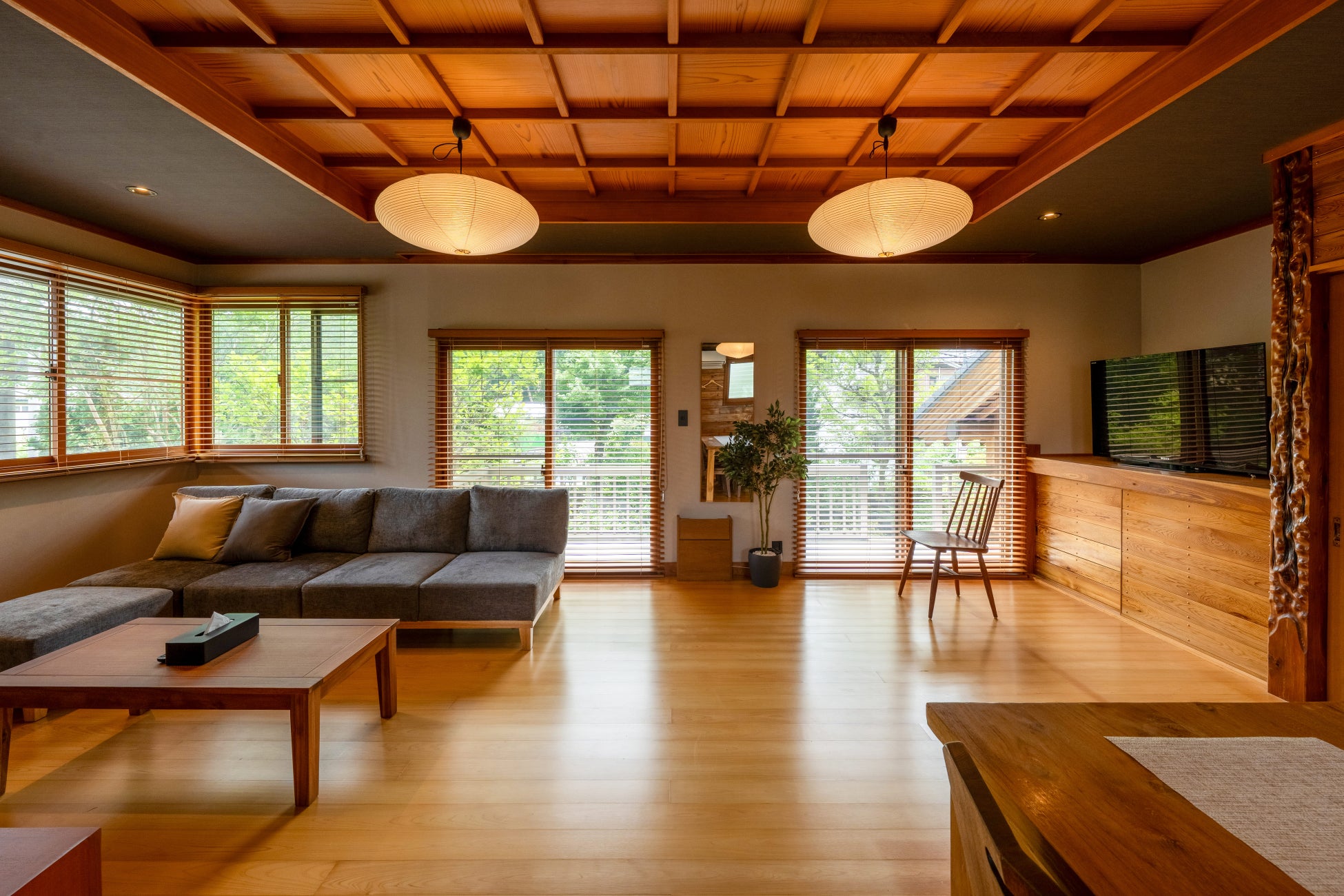【栃木・日光】和モダン邸宅×貸切サウナ×水風呂の一棟宿「PAUSAUNA STAY 日光」、2026年8月8日開業・予約受付開始 ― 宿泊施設運営代行「＆ やど管理」が運営を受託