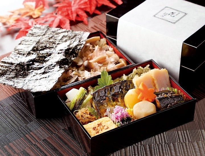 【明治記念館】9月4日(金)より、懐石料亭「花がすみ」秋の味覚を詰めた期間限定テイクアウト海苔弁当「秋の幸」を販売いたします