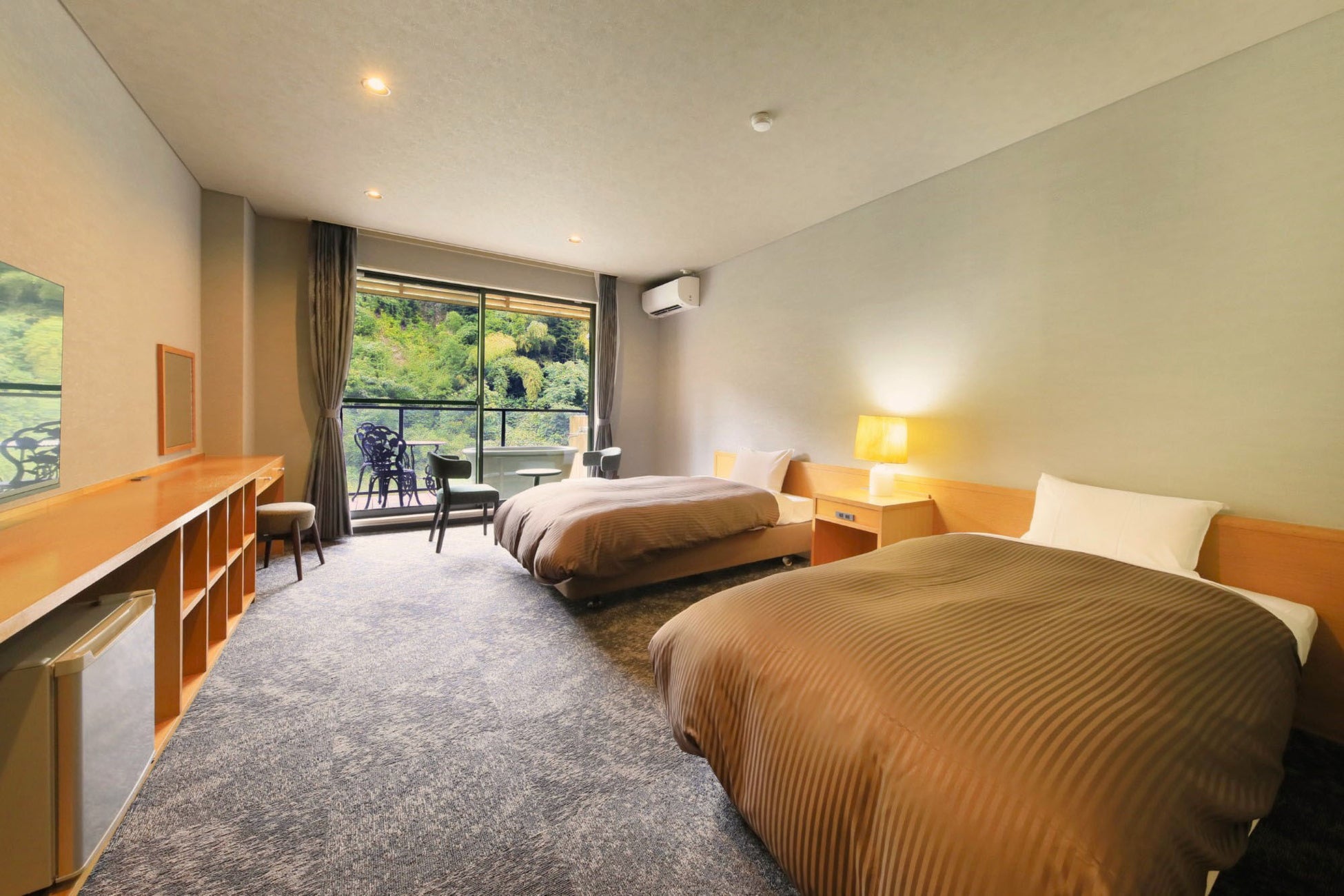 じいじ・ばあばと一緒にSPA-HERBSへ！お得に秋を遊びつくそう！シルバー会員特別WEEKやキッズフェスティバル、夏疲れを癒やすキャンペーンなど開催