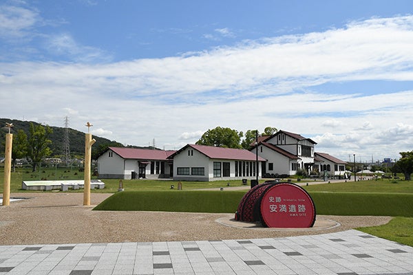 高槻市の安満遺跡公園で思い切り水遊びを楽しめるイベントが開催