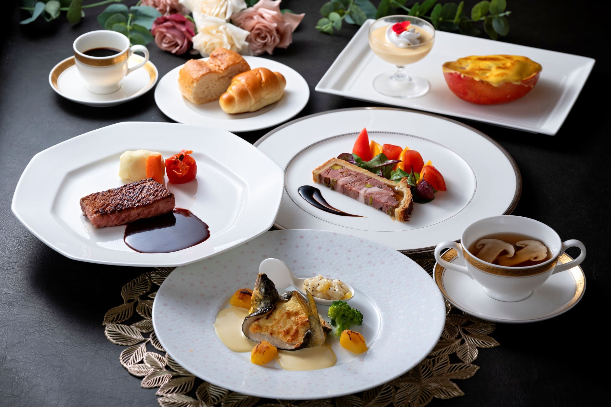 【岐阜グランドホテル】石今年最後の鵜飼＆ジャズ＆花火と共に 展望レストランキャッスルにて 『鵜飼ファイナルディナー』を開催！
